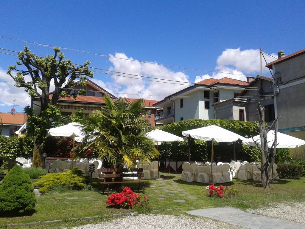 Hotel Piemonte Lanzo Torinese Buitenkant foto