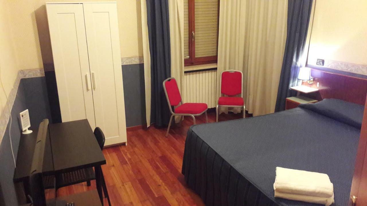 Hotel Piemonte Lanzo Torinese Buitenkant foto